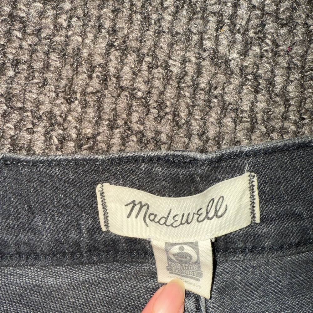 Madewell Women's Straight Leg Gray Jeans - Picture 2 of 4